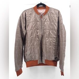 Cotopaxi Kusa lightweight reversible packable puffer. Metallic Silver/Pink! 🩶🩷